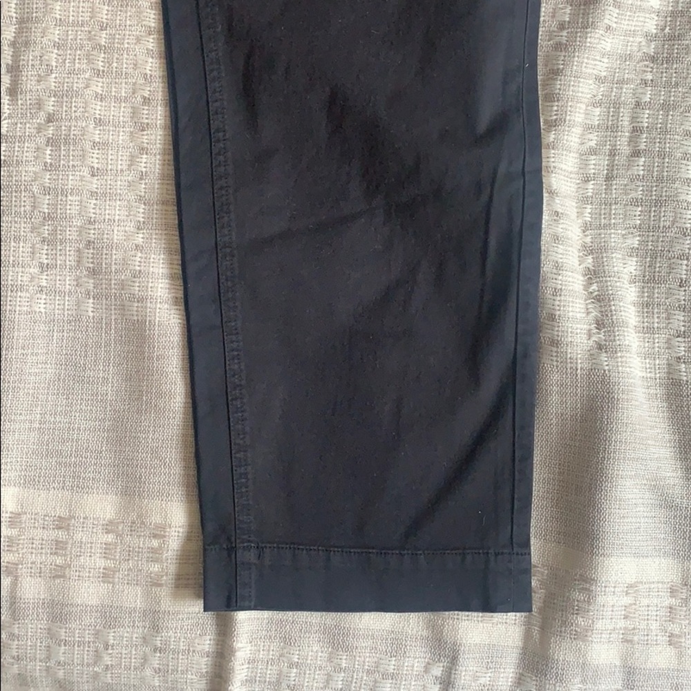Everlane - Picture 2 of 3
